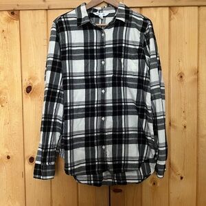 Old Navy Black and White Plaid Flannel Shirt Women’s Sz Large Tall